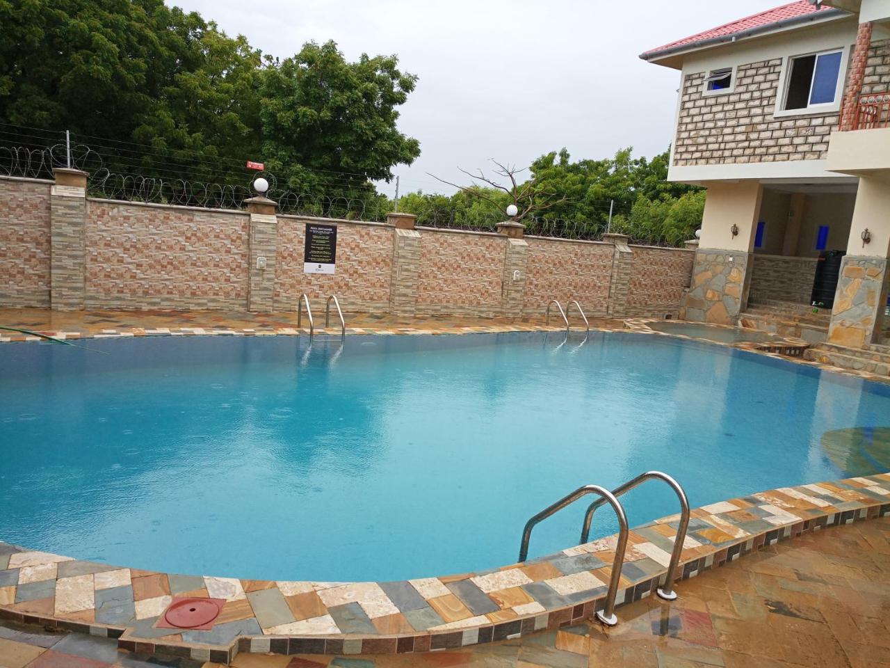 Diplomat Diani Beach Resort 外观 照片