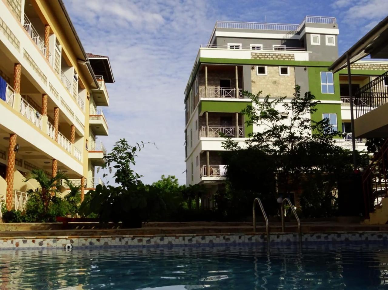 Diplomat Diani Beach Resort 外观 照片