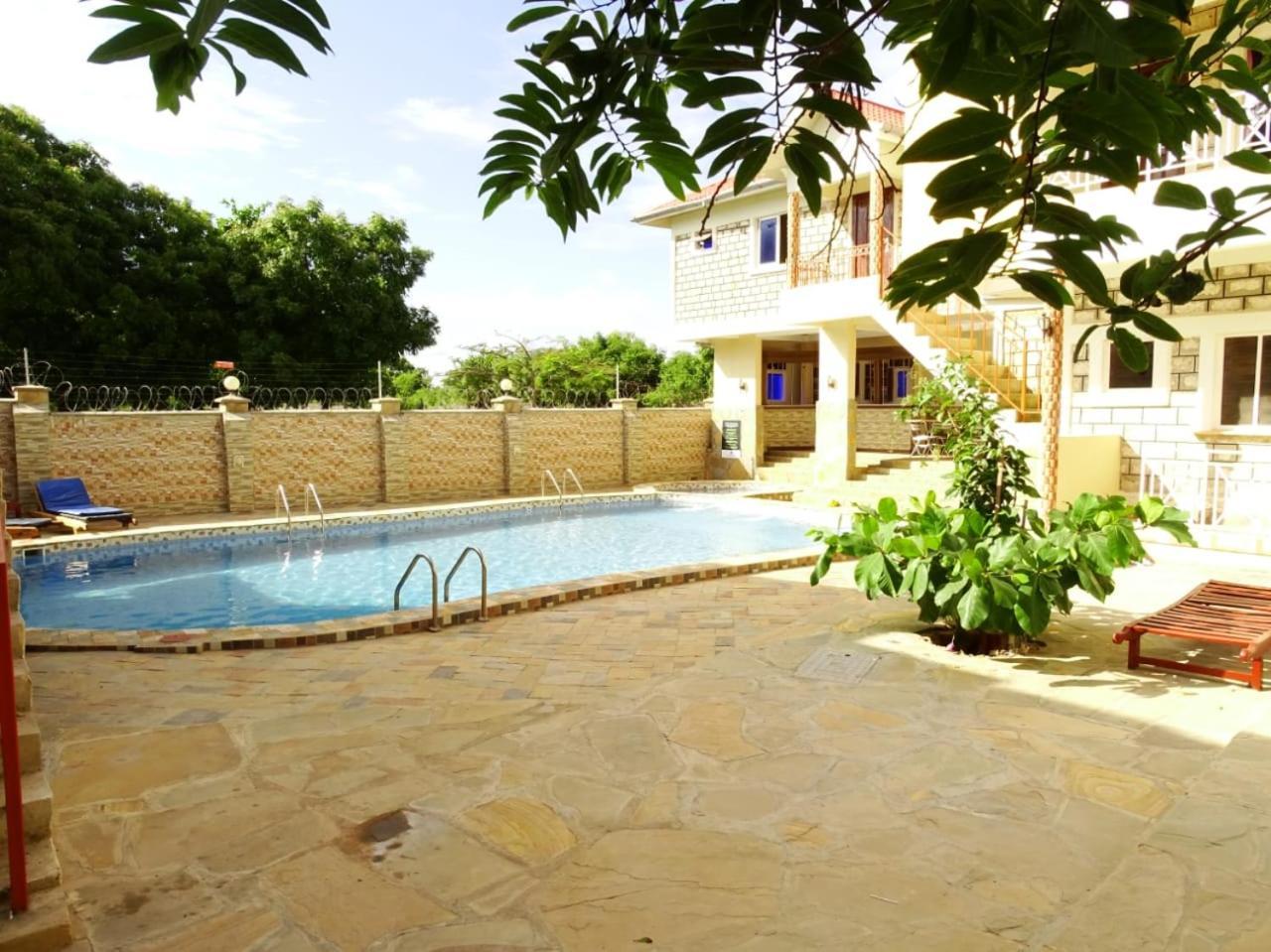 Diplomat Diani Beach Resort 外观 照片