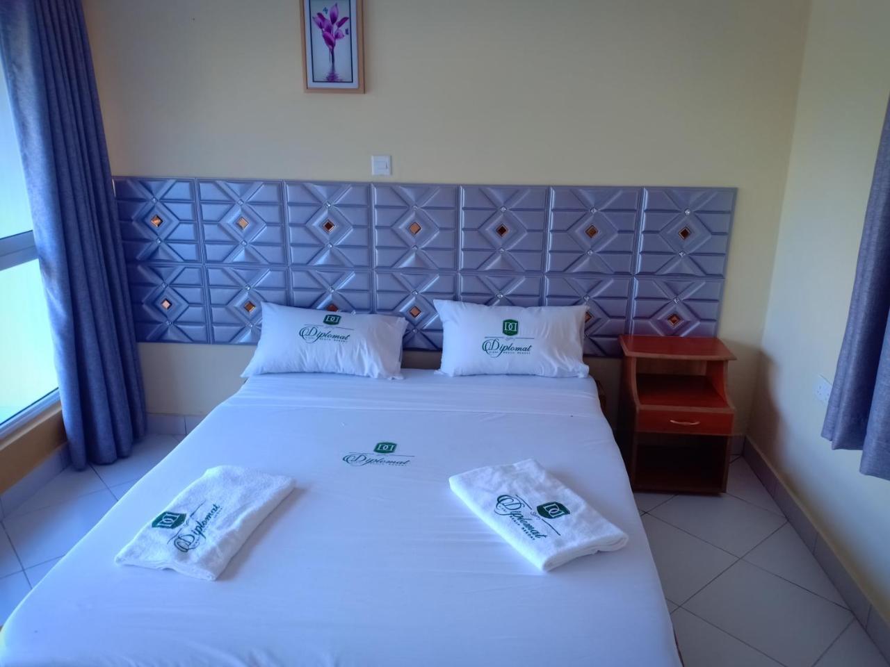 Diplomat Diani Beach Resort 外观 照片