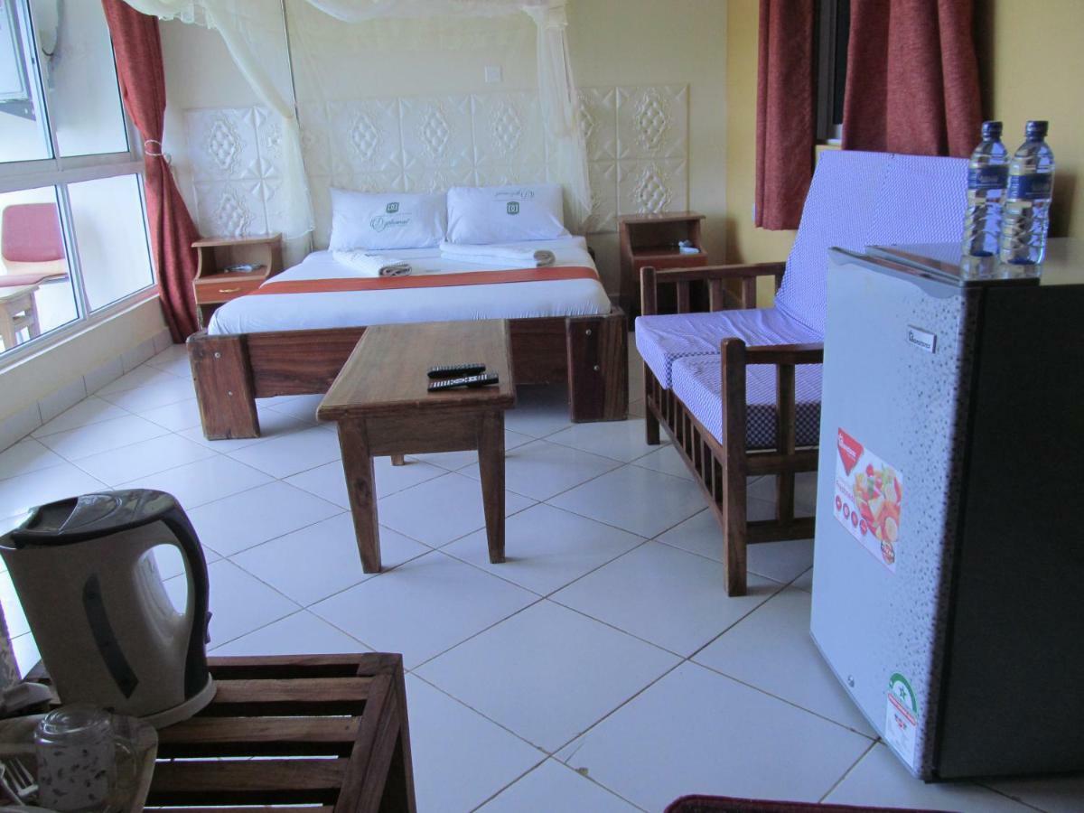 Diplomat Diani Beach Resort 外观 照片