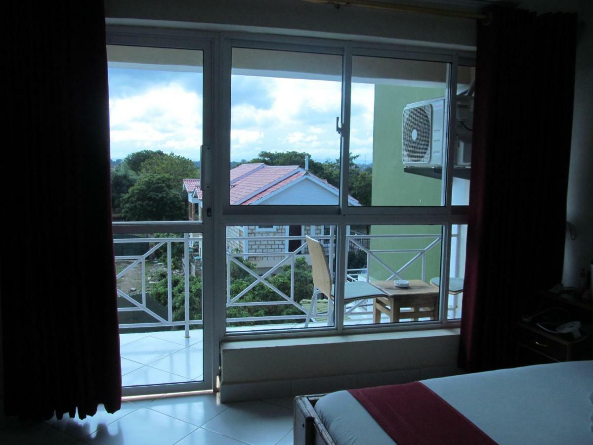 Diplomat Diani Beach Resort 外观 照片
